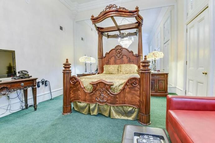 Imagen general del Hotel Chateau Orleans, Nueva orleans. Foto 12