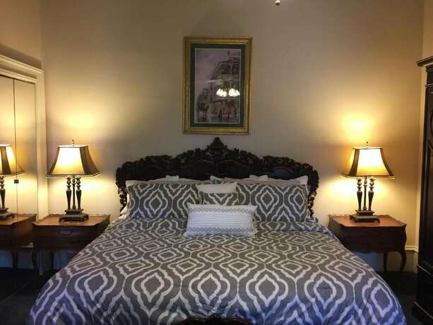 Imagen general del Hotel Chateau Orleans, Nueva orleans. Foto 15