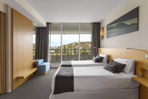 Imagen de la habitación del Hotel Chateau Royal Beach Resort and Spa. Foto 2