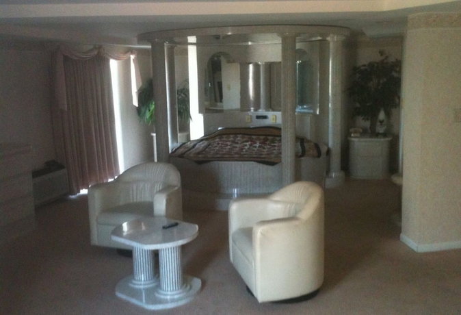 Imagen de la habitación del Hotel Chateau Royale Inn. Foto 6