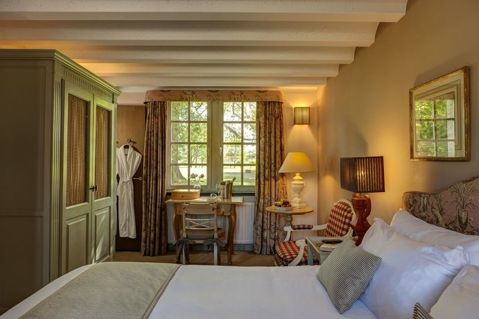 Imagen de la habitación del Hotel Chateau St Gerlach. Foto 10