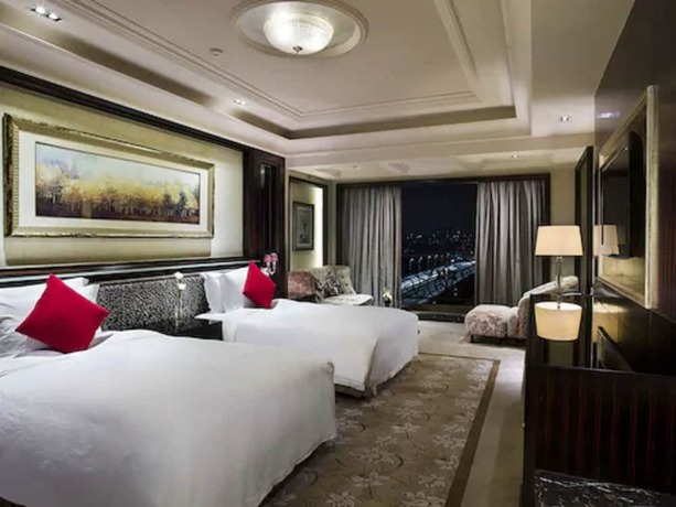 Imagen general del Hotel Chateau Star River Qing Dao. Foto 3