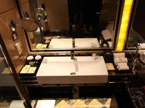 Imagen general del Hotel Chateau StarRiver Guangzhou Peninsula. Foto 10