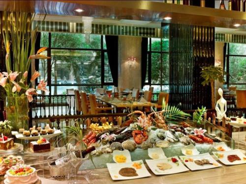 Imagen general del Hotel Chateau StarRiver Guangzhou Peninsula. Foto 18