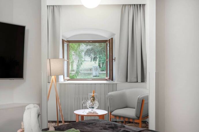 Imagen general del Hotel Chateau Tře&scaron;ť. Foto 8