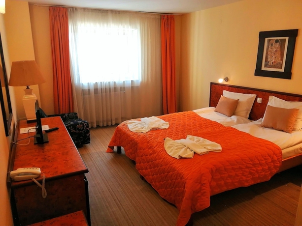 Imagen de la habitación del Hotel Chateau Vaptzarov. Foto 5
