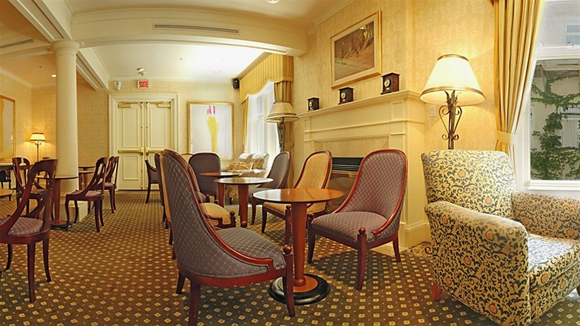 Imagen de los interiores del Hotel Chateau Versailles. Foto 6