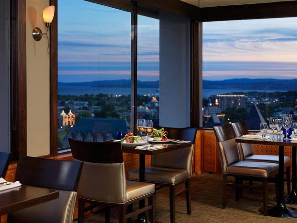 Imagen del bar/restaurante del Hotel Chateau Victoria and Suites. Foto 4