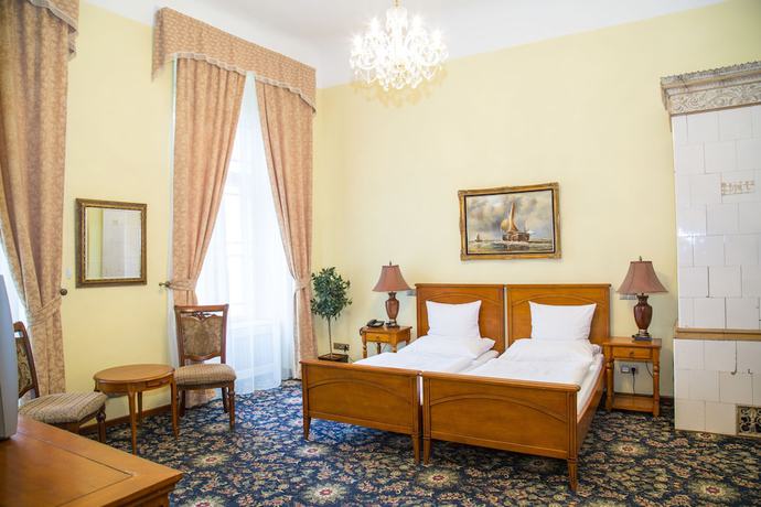 Imagen de la habitación del Hotel Chateau Zbiroh. Foto 4
