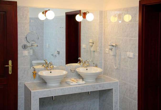 Imagen de la habitación del Hotel Chateau Zbiroh. Foto 6