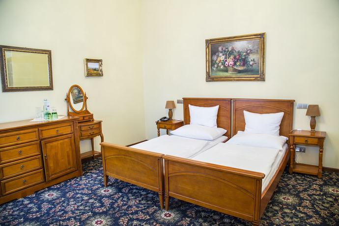 Imagen de la habitación del Hotel Chateau Zbiroh. Foto 8