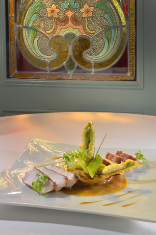 Imagen del bar/restaurante del Hotel Chateau and Spa Grand Barrail. Foto 3