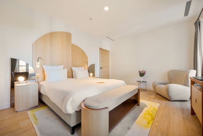 Imagen de la habitación del Hotel Chateau de la Gaude. Foto 3