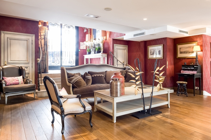 Imagen de los interiores del Hotel Chateaubriand, Arco del Triunfo-El&iacute;seo. Foto 13