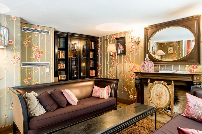 Imagen de los interiores del Hotel Chateaubriand, Arco del Triunfo-El&iacute;seo. Foto 14