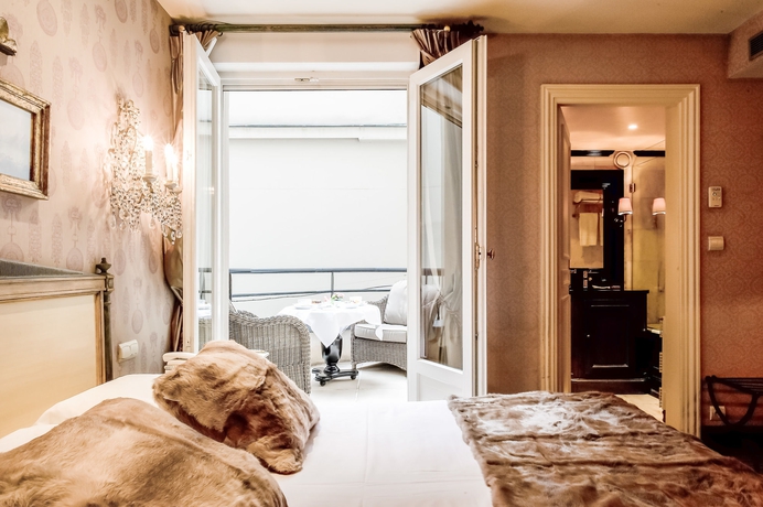 Imagen de la habitación del Hotel Chateaubriand, Arco del Triunfo-El&iacute;seo. Foto 9