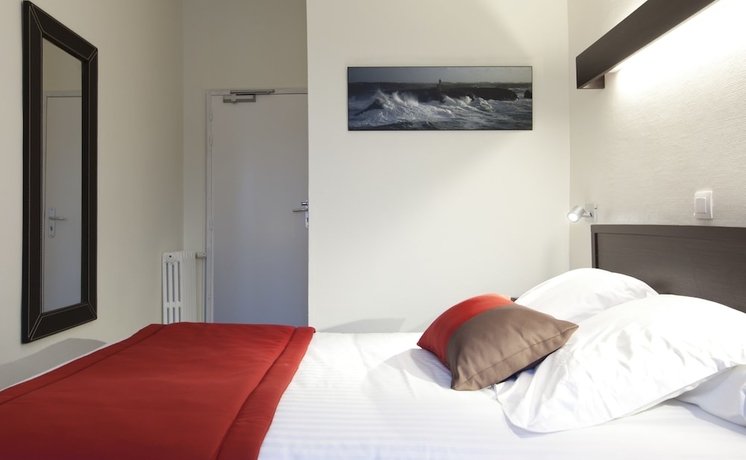 Imagen de la habitación del Hotel Chateaubriand, Nantes. Foto 12