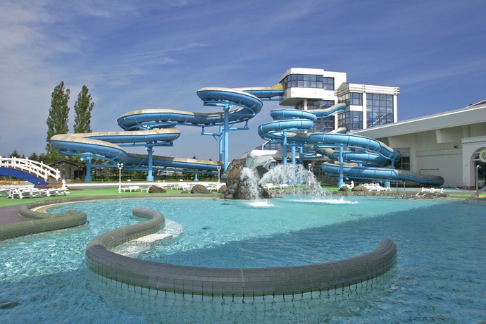 Imagen de la piscina del Hotel Chateraise Gateaux Kingdom Sapporo and Spa Resort. Foto 11