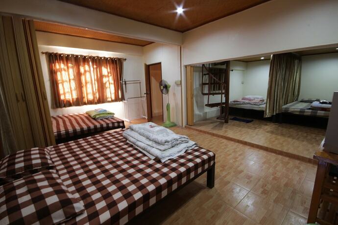 Imagen de la habitación del Hotel Chatfah Resort. Foto 12