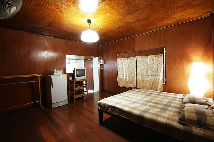 Imagen de la habitación del Hotel Chatfah Resort. Foto 16
