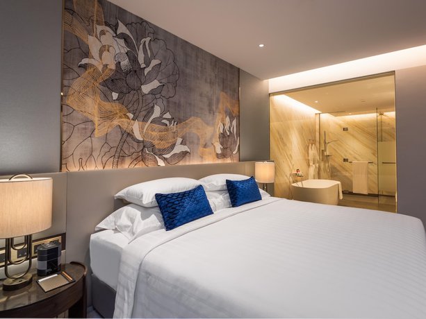 Imagen de la habitación del Hotel Chatrium Grand Bangkok. Foto 9