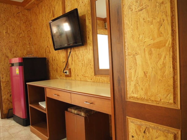 Imagen de la habitación del Hotel Chatsuree Mansion. Foto 8