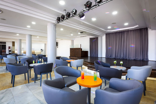 Imagen del bar/restaurante del Hotel Chatur Playa Real Resort. Foto 5