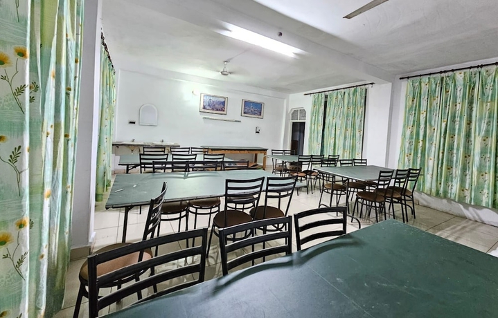 Imagen del bar/restaurante del Hotel Chauhan Annexe. Foto 4
