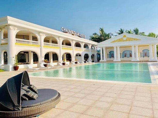 Imagen de la piscina del Hotel Chaung Tha Lodge. Foto 19