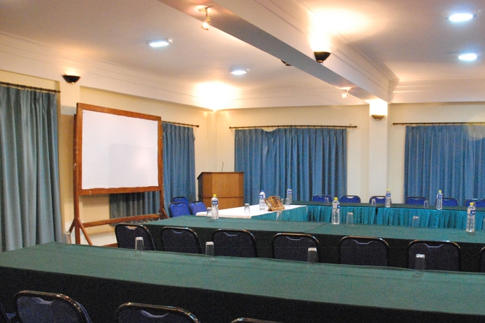 Imagen de los interiores del Hotel Chautari. Foto 19