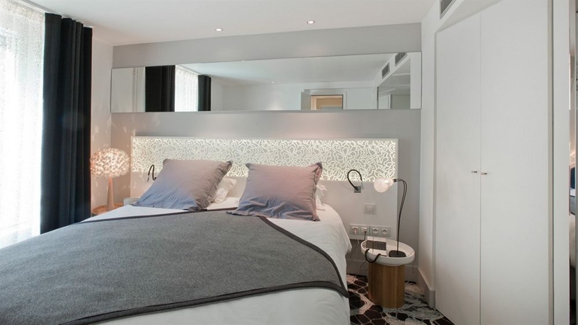 Imagen de la habitación del Hotel Chavanel Paris. Foto 5