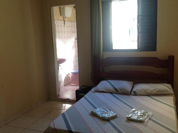 Imagen de la habitación del Hotel Chaves. Foto 8