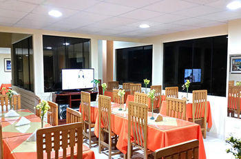 Imagen del bar/restaurante del Hotel Chavin Se&ntilde;orial Trujillo. Foto 4