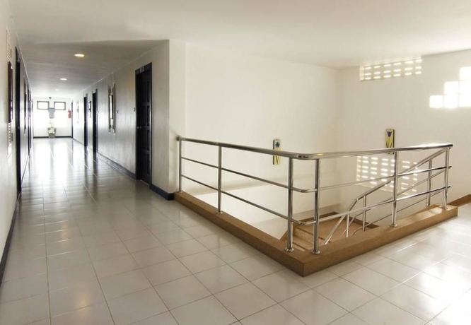 Imagen de los interiores del Hotel Chaweng Budget. Foto 7