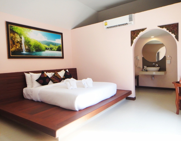 Imagen de la habitación del Hotel Chawengburi Resort. Foto 2