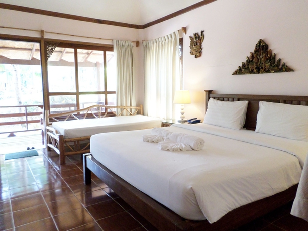 Imagen de la habitación del Hotel Chawengburi Resort. Foto 8