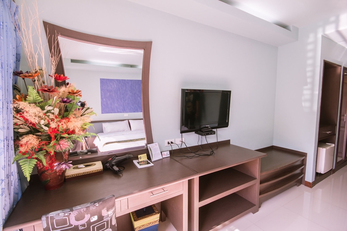 Imagen de la habitación del Hotel Chayadol Resort. Foto 6
