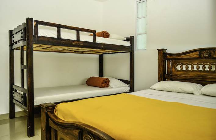 Imagen de la habitación del Hotel Chayrama. Foto 12