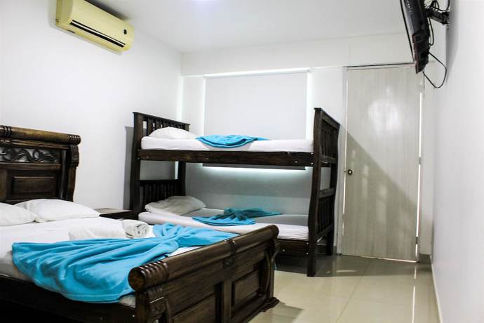 Imagen de la habitación del Hotel Chayrama. Foto 13