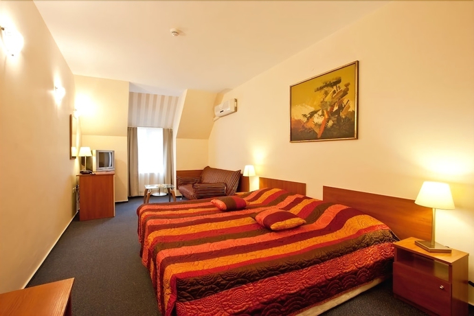 Imagen de la habitación del Hotel Cheap. Foto 3