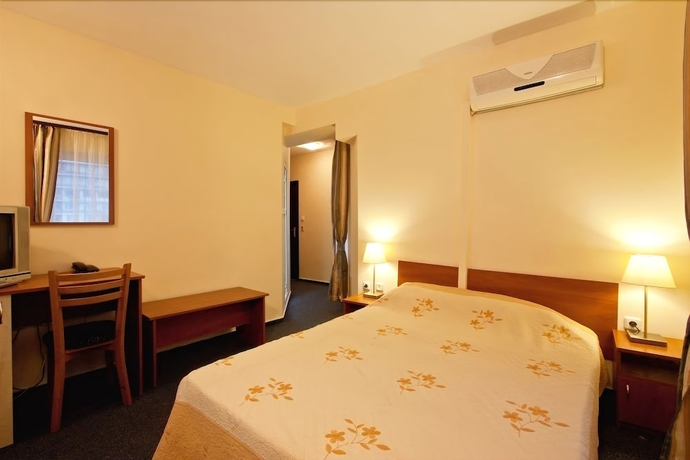 Imagen de la habitación del Hotel Cheap. Foto 13