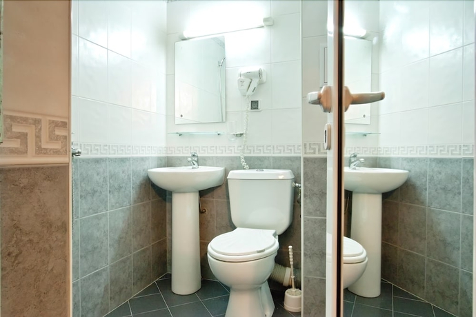 Imagen de la habitación del Hotel Cheap. Foto 18