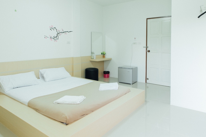 Imagen de la habitación del Hotel Cheaper Room. Foto 9