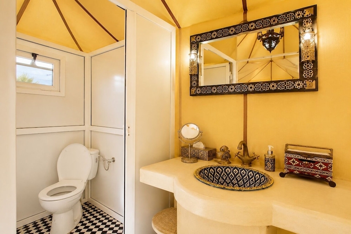Imagen de la habitación del Hotel Chebbi Luxury Tented. Foto 11