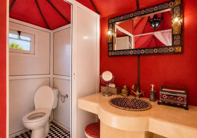 Imagen de la habitación del Hotel Chebbi Luxury Tented. Foto 12