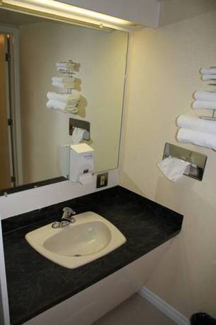 Imagen de la habitación del Hotel Chebucto Inn. Foto 5