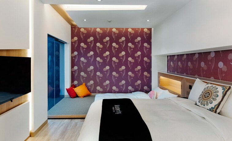 Imagen de la habitación del Hotel Check Inn Taichung Zhongshan. Foto 18