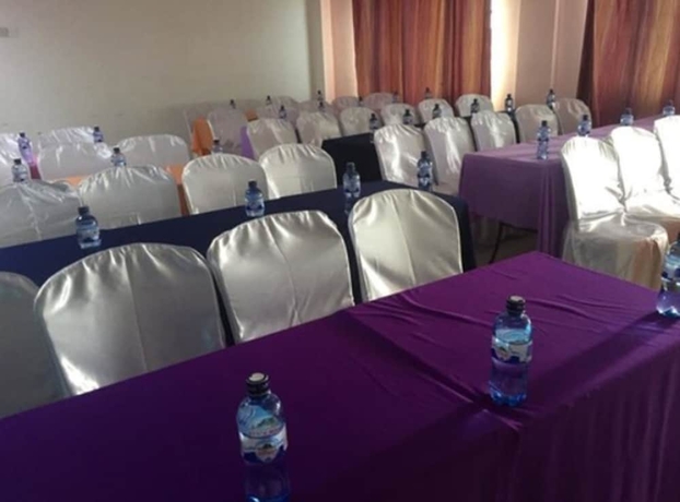 Imagen de los interiores del Hotel Check Point Inn Mombasa. Foto 18