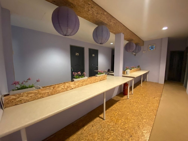 Imagen de la habitación del Hotel CheckInn Express Kuching. Foto 10