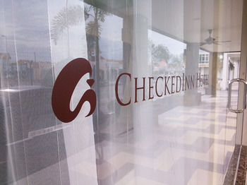 Imagen de los interiores del Hotel Checkedinn. Foto 13